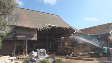 “寺院王国”の能登で公費解体し解散に踏み切った寺を取材…甚大な被害の珠洲市ではハウスメーカーが新築した寺が誕生