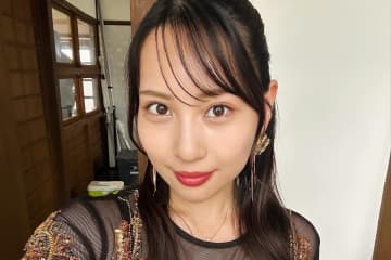 「痛々しいおじさん達ですね」元AKBタレント　知らない中年男性からの“謎の説教“に不満顔…ネットは唖然