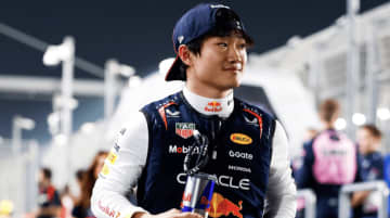 【F1】角田裕毅、カタールGP決勝で10位入賞に祝福殺到「スプリントの走りに感動しました」「粘り勝ちですね！」