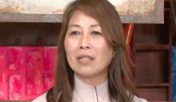 「娘の同級生と結婚」“21歳差夫婦”の54歳妻が明かす周囲からの反応「やっぱり私を知ってる方からは…」