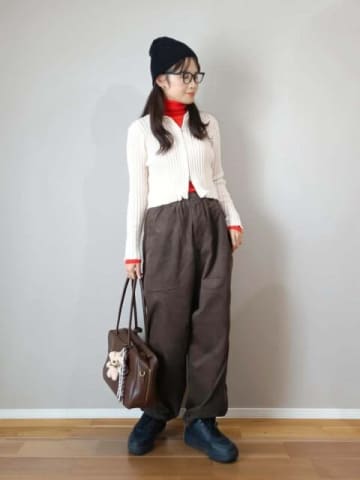 【2025秋冬】ブーム再燃！ 今買うべき「ジップアップ服」最新トレンドまとめ