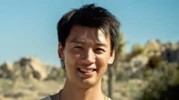 「ギリシャ彫刻ですか」竹内涼真 鍛え上げた腹筋バキバキの肉体美披露！主演映画でのオーラ放つ立ち姿に「絵画のよう」とファン釘付け