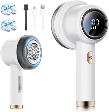 この季節の必需品！毛玉だらけのニットが蘇る「UFC電動毛玉クリーナー」