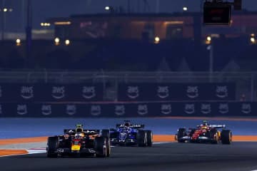 F1角田裕毅10位入賞の裏で…「カッコいい」　会場にいた豪華スターに海外騒然「ゴージャス」