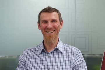 Red Hat AI、Lightspeed、OpenShift――、Red Hat クリス・ライトCTOが語るOSSベースのAIプラットフォーム戦略