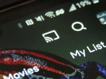 Netflixから「キャスト」機能が消え始めている　事実上自社アプリに誘導か
