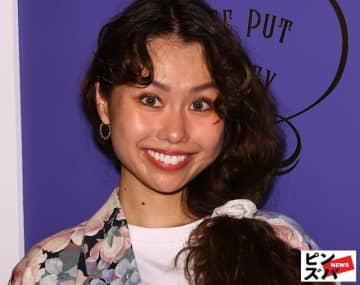 「え、りゅうちぇる」の声も…peco、ロン毛まとめ髪の7歳息子とお泊まりディズニー「リンクコーデ可愛い」