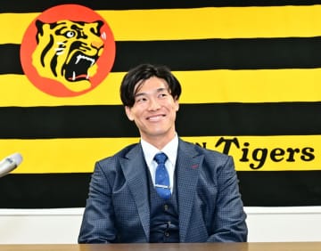 【阪神】湯浅京己が契約更改　難病から復活で新投球術に意欲「もっといいものをつくるために」