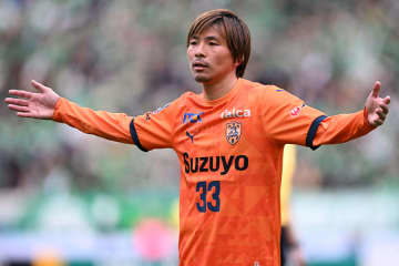 清水が乾貴士の退団を発表　今季は全試合出場…矢島慎也も契約満了