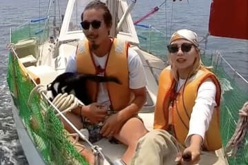 ヨットで日本一周した夫婦、船上での豪華な食事を公開し「美味しそう」の声