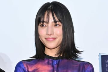 大河出演女優がバッサリ…久保田紗友、激変ヘアにファン驚き「短い！かわよ」「美の暴力!!」