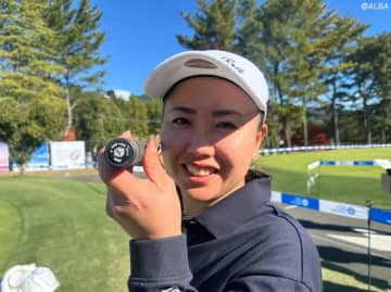 初シード獲得の“カウンター女子”山城奈々　1Wのグリップエンドに10g、パターは100gの重りを入れていた！