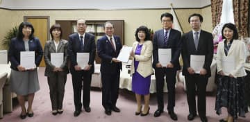 基礎収支、毎年度確認を　財政審、予算編成で建議