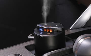 カーメイト、車内で2つの香りを楽しめる新モデル「噴霧式フレグランスディフューザー ダブル ブラック」