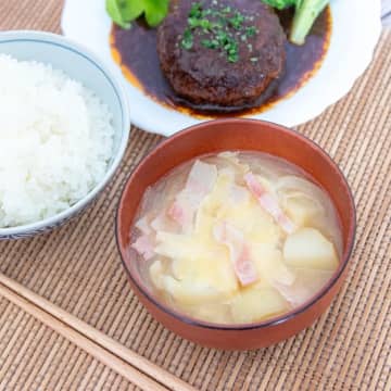 【入れるだけでコクとうまみ爆増！？】「こんなみそ汁食べたことない！」「1杯じゃ足りない…3杯も飲んじゃった！」