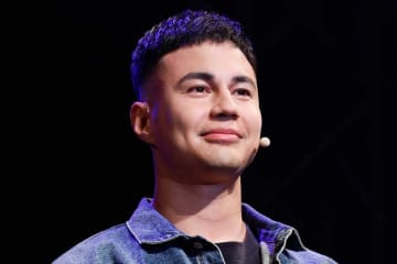 曽祖父がドミニカ元大統領　ユージ、幼少期は「お金持ちでした」…衝撃エピソードにさんま驚嘆「はぁっ!?」