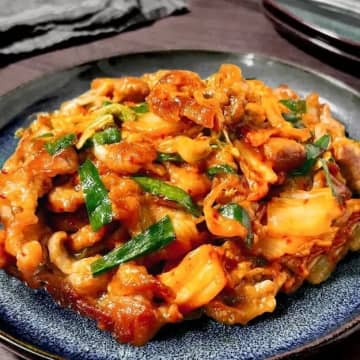 【家族で争奪戦が起こった白菜レシピ4選】白菜1/2玉が一瞬でなくなった！簡単すぎる絶品アイデアが優勝すぎる