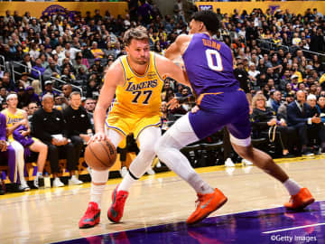 レイカーズがサンズに完敗、連勝「7」でストップ…FG試投1本の八村塁は無得点