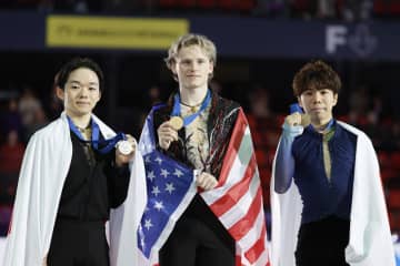 マリニン1強に挑む鍵山と佐藤　完成度でGPファイナルV狙う