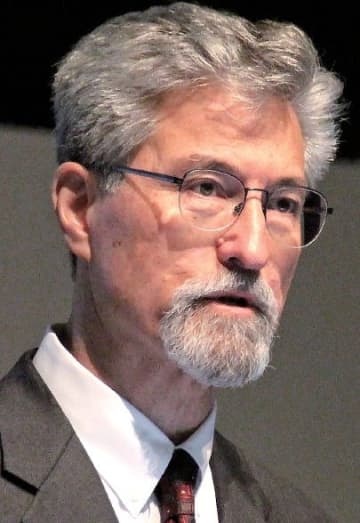 “コンビニ一本”で企業価値向上へ  セブン＆アイの新経営戦略の成否