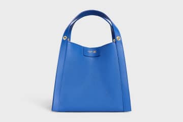 セリーヌのレザーバッグ「キューボ」しなやかなスクエア型、3WAYバッグやA4も入るトート