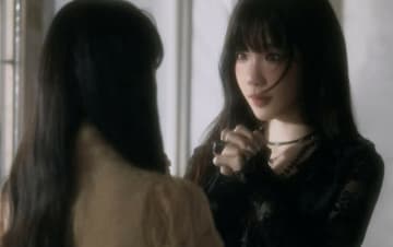 「少女時代」テヨン、新曲「Panorama」のMVが話題…隠された主人公が別にいた