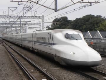 年末年始の東海道新幹線が5,000円引き！JR東海、29歳以下へ割引クーポン