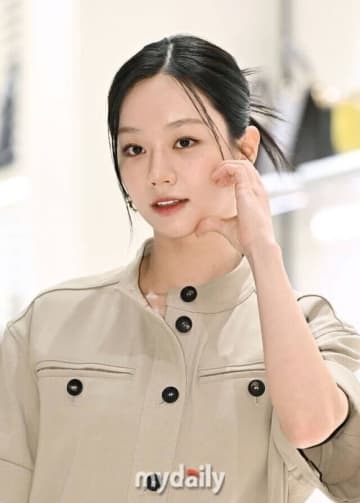 Girl's Day ヘリが撮影？リュ・ジュンヨルの姿も…「応答せよ1988」再会現場でキャッチ