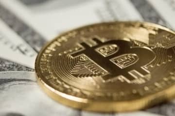ストラテジー、ビットコイン急落で株価大幅下落　今後の行方は?