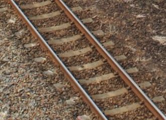 【更新】常磐線で人身事故　特急にはねられ男性死亡　上下で一時運転見合わせ　茨城・牛久