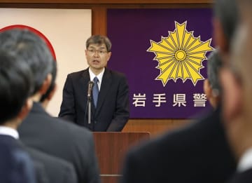 警察庁長官「クマ対策、一丸で」　岩手県警本部で訓示