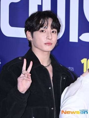 BTS ジョングク、ブラジルの音楽授賞式でグローバルアーティスト賞を受賞！4年連続の快挙