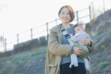 赤ちゃんの脚は､｢M字｣を意識して！脚をまっすぐに伸ばし続けることが股関節脱臼の原因に【専門家】