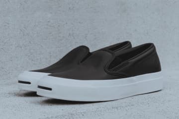 コンバースのビオトープ限定スニーカー「ジャックパーセル」上質レザーのスリッポン