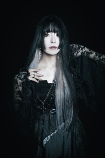 Anie、静かな暗闇に逃げ込みたくなる心情を描いた3rdシングル「yoru」本日リリース＆MV公開