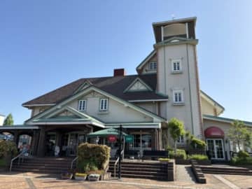 入場無料！迫力満点な【タカとフクロウのフライトショー】開催☆小動物もやってくるよ！道の駅あいとうマーガレットステーション