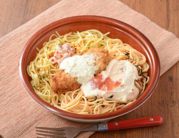 ペペロンチーノと明太マヨの2種のパスタに白身フライをトッピングして905kcal! ローソンが「よくばりセットメシ ペペロンチーノ＆明太マヨネーズ」を本日2日(火)発売