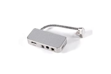 dd HiFi、専用アタッチメントでスマホと一体化するポタアン「TC44Grip」