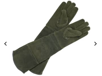 1,500円で手元の不安が消える！ワークマンの“無敵グローブ”が焚き火勢を救う！