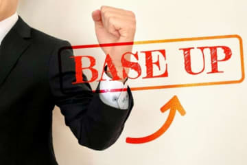 賞与や手当組み込み10％のベア　セガ