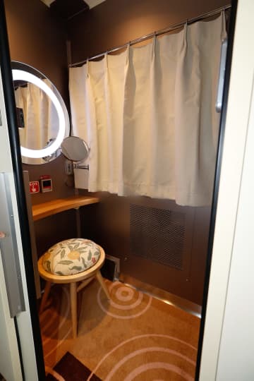 【井上孝司の「鉄道旅行のヒント」】えっ、そんなのあるの？　電車に備わる意外な設備