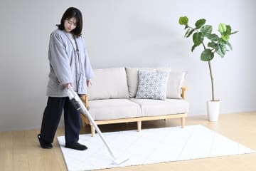 最新の「電気毛布」は家中どこでも温かく、コンビニなど“外出”までOK　電気代高騰の今、パーソナル暖房はここまで進化した！