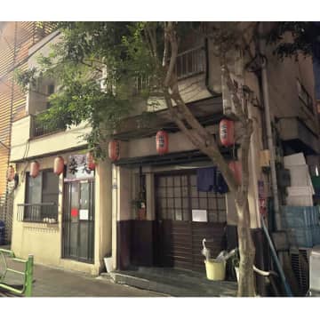 豊洲市場で盗んだマグロのカマを焼いて客に提供…東京湾岸エリア人気居酒屋女将の“商魂”