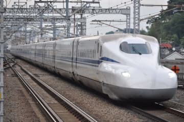 東海道新幹線、N700S車内とホームでカメラ検証 AI分析や安全確認支援に 2026年1月から