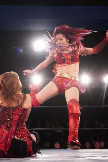 18歳リアルバースデーの稲葉あずさが自主興行で3試合を敢行し「自分は絶対にこの若さでプロレス界のトップに立ちます！」