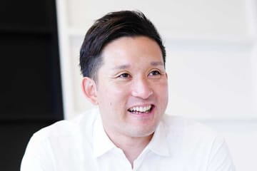 球界OBが食事会ショットを公開　石橋貴明氏も参加…届けた感謝「笑う時も、苦しい時も」