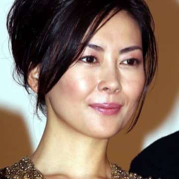 中山美穂さん訃報から1年…「ファンの集い」で献杯＆挨拶の“プロファン”が語る「あの瞬間」