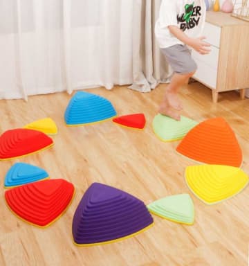 子どもの健やかな成長を支える「バランスストーン」発売2年で累計販売10万台を突破　～室内で楽しく遊びながら7つの運動能力を育む、遊びで健やかな心身の発達をサポート～