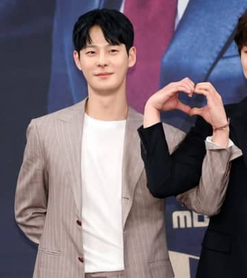 出演ドラマが放送中の悲報…27歳で突然この世を去った韓国俳優、6周忌　チャウヌ事務所の期待の若手として注目