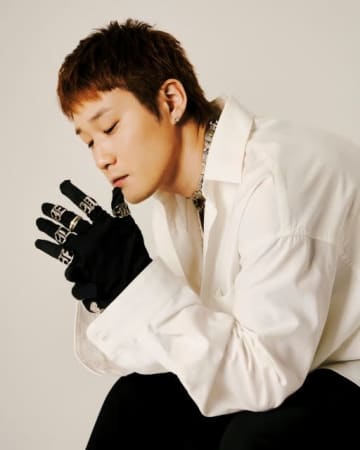 シンガー・FLEUR、2ndアルバムをリリース 2025年のリリースラッシュを締め括る大作